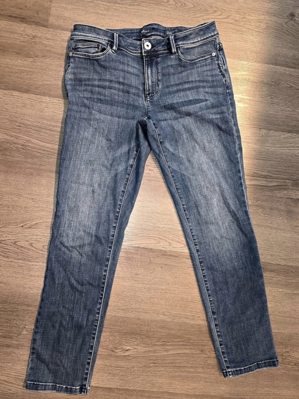 J.Jill Authentic Fit Slim Ankle Jeans Size 4 Medium Wash Stretch Denim